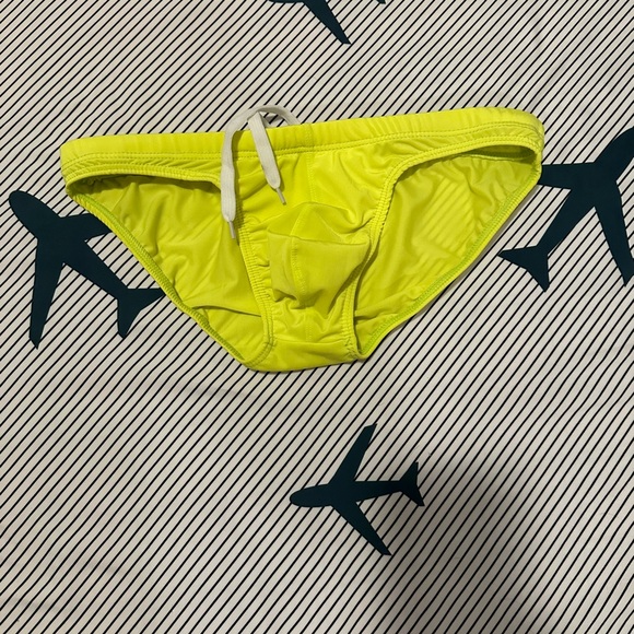 Men’s swim briefs. USA Medium. - Picture 1 of 1